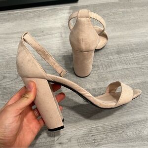 Nude/Pink High Heels